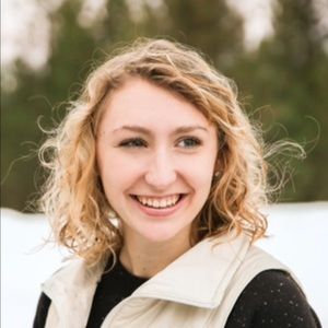 Meet your Posher, Cassie